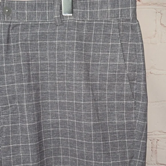 Nike Golf Dri Fit Shorts Gray White Plaid Polyester Blend Men's Size 36 - Picture 3 of 12